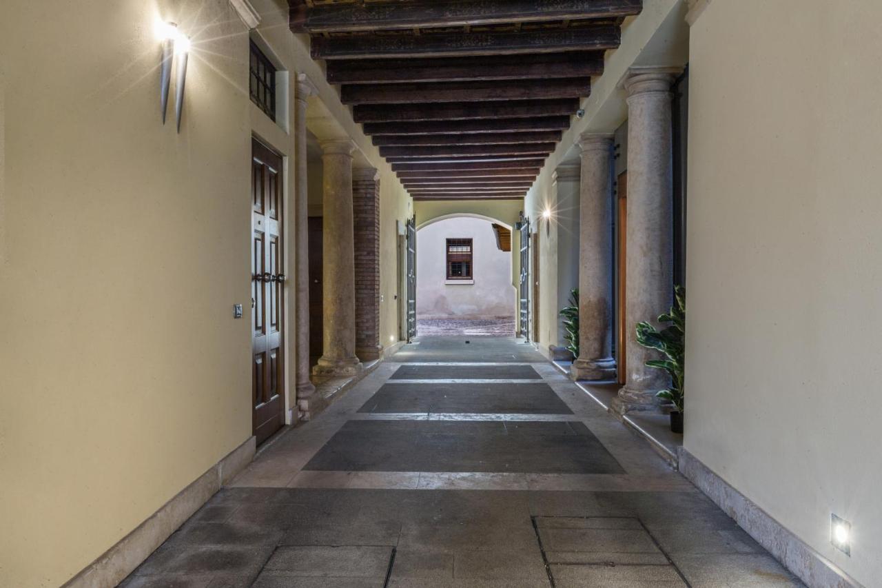 Palazzo Cavalli Pasquini Verona Exteriör bild